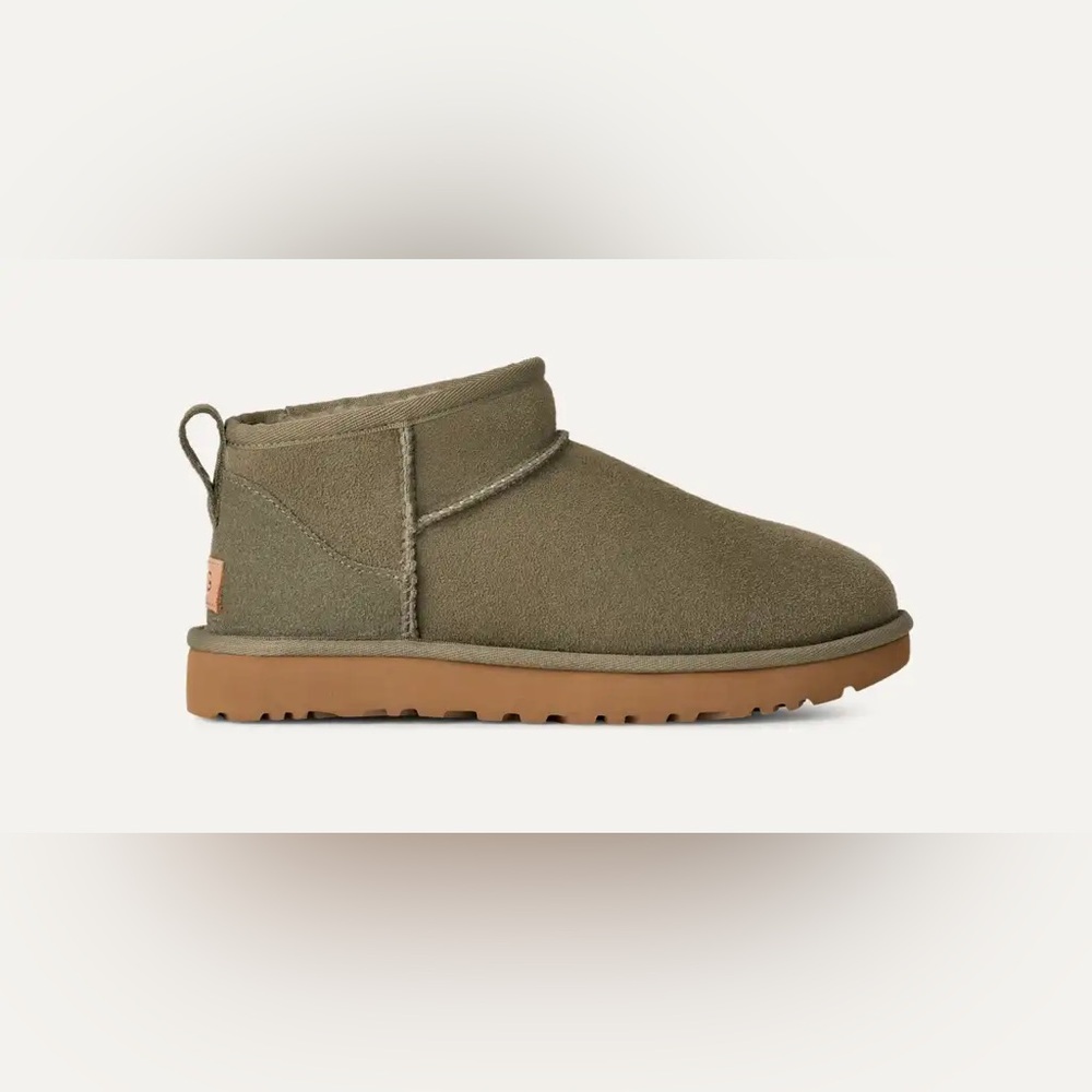 UGG Classic Ultra Mini Women’s Size 11 in Moss Green/Amphora